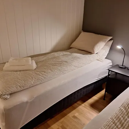 And Comfortable In Leilighet